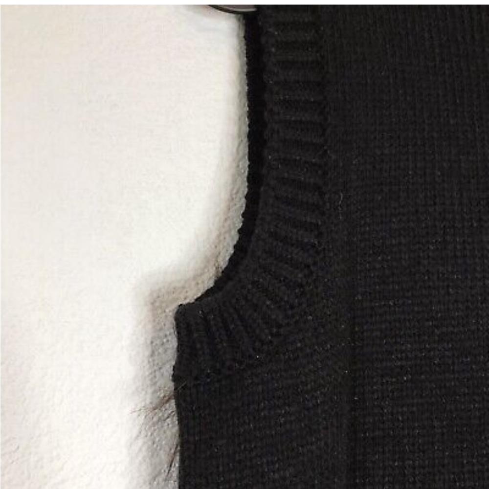 H&M FUR COLLAR SWEATER VEST - Picture 6 of 7